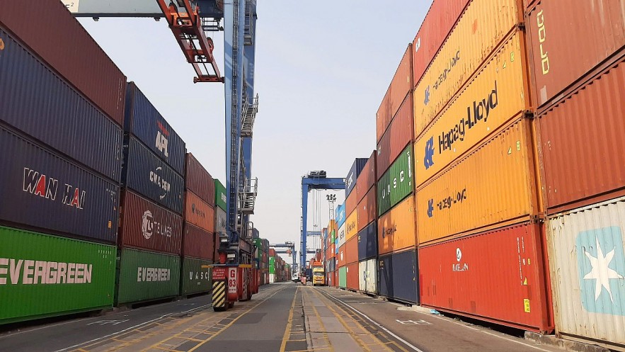 khoang-95-tong-luong-phat-thai-do-van-chuyen-hang-hoa-tai-viet-nam-den-tu-van-chuyen-duong-bo