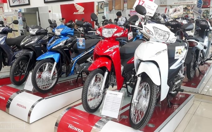 de-xuat-bo-quy-dinh-thu-le-phi-truoc-ba-5-voi-xe-may-dang-ky-tai-cac-thanh-pho