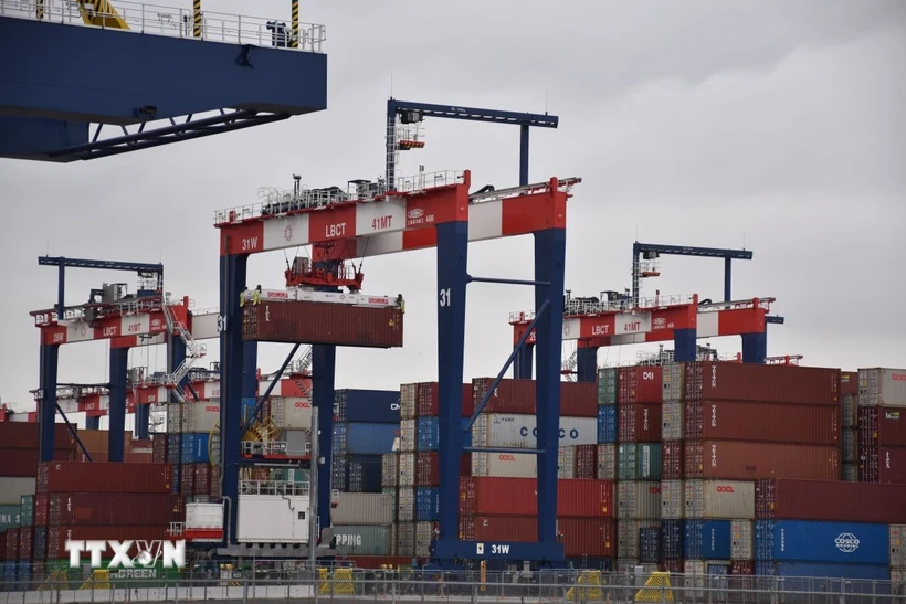 eu-canh-bao-thue-quan-cua-my-gay-gian-doan-kinh-te-khong-can-thiet