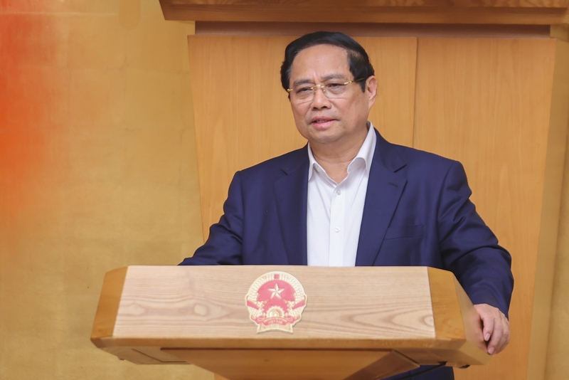 thu-tuong-yeu-cau-thao-go-diem-nghen-phap-ly-thuc-day-tang-truong-gdp