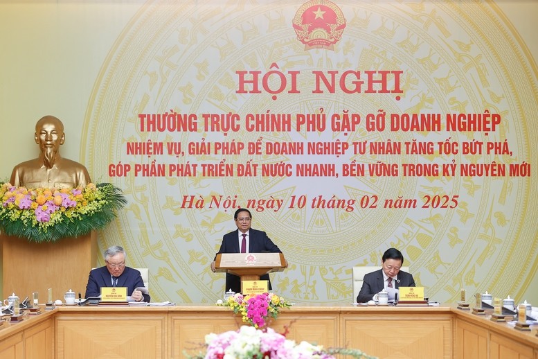 thu-tuong-de-nghi-doanh-nghiep-tu-nhan-tham-gia-ganh-vac-nhung-viec-lon-cua-dat-nuoc
