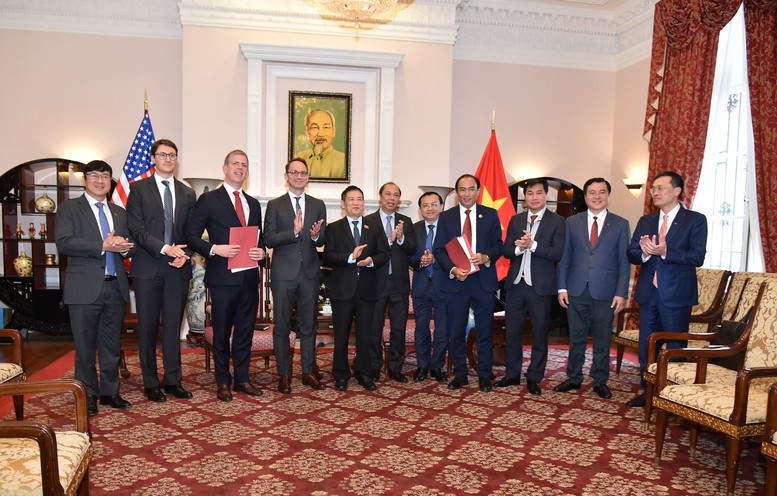 vietjet-va-av-airfinance-ky-ket-hop-tac-300-trieu-usd-phat-trien-doi-bay-nang-tong-kim-ngach-voi-hoa-ky-len-64-ty-usd