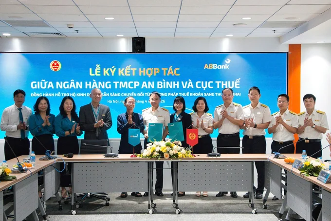 cuc-thue-bat-tay-voi-ngan-hang-abbank-ho-tro-ho-kinh-doanh-chuyen-sang-ke-khai