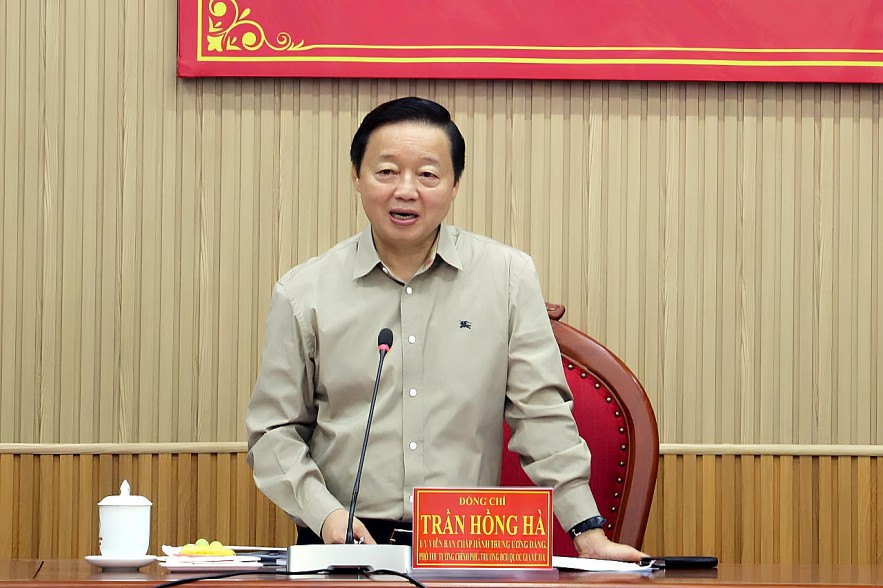 can-giai-phap-de-vua-go-the-vang-iuu-vua-khai-thac-hai-san-hieu-qua