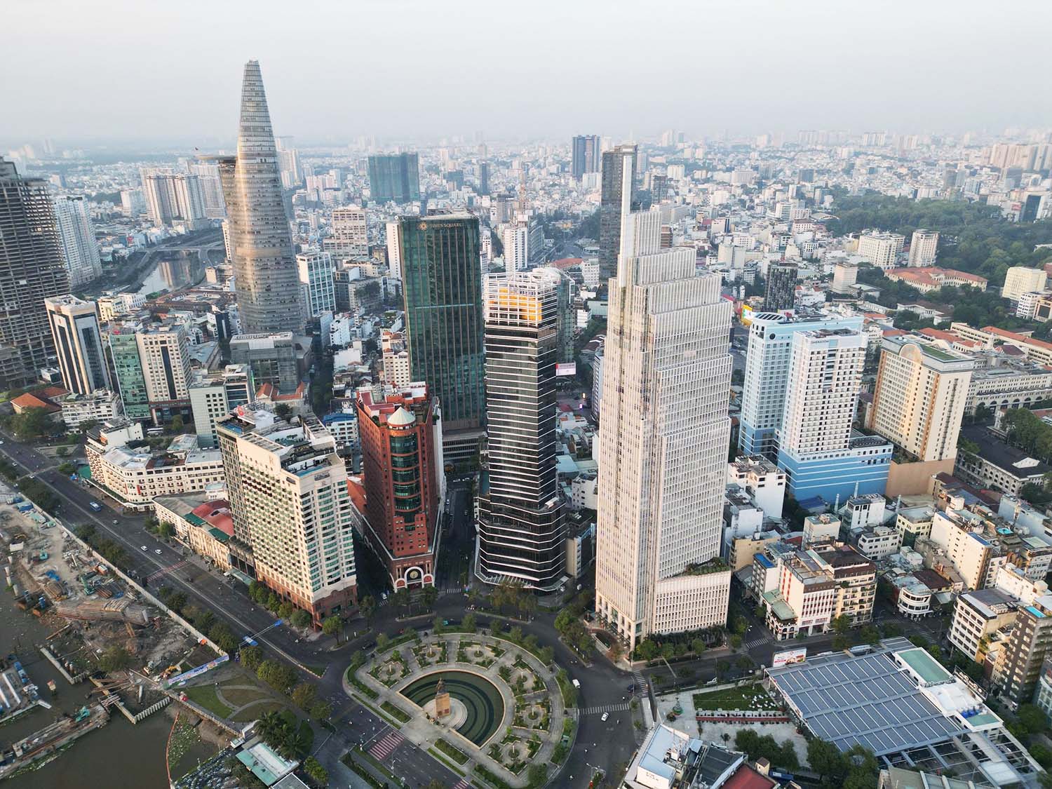 trung tam tai chinh.jpg