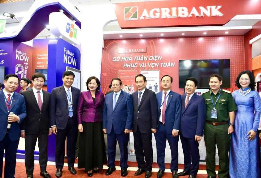 agribank-tien-phong-doi-moi-sang-tao-chuyen-doi-so-de-phat-trien-ben-vung
