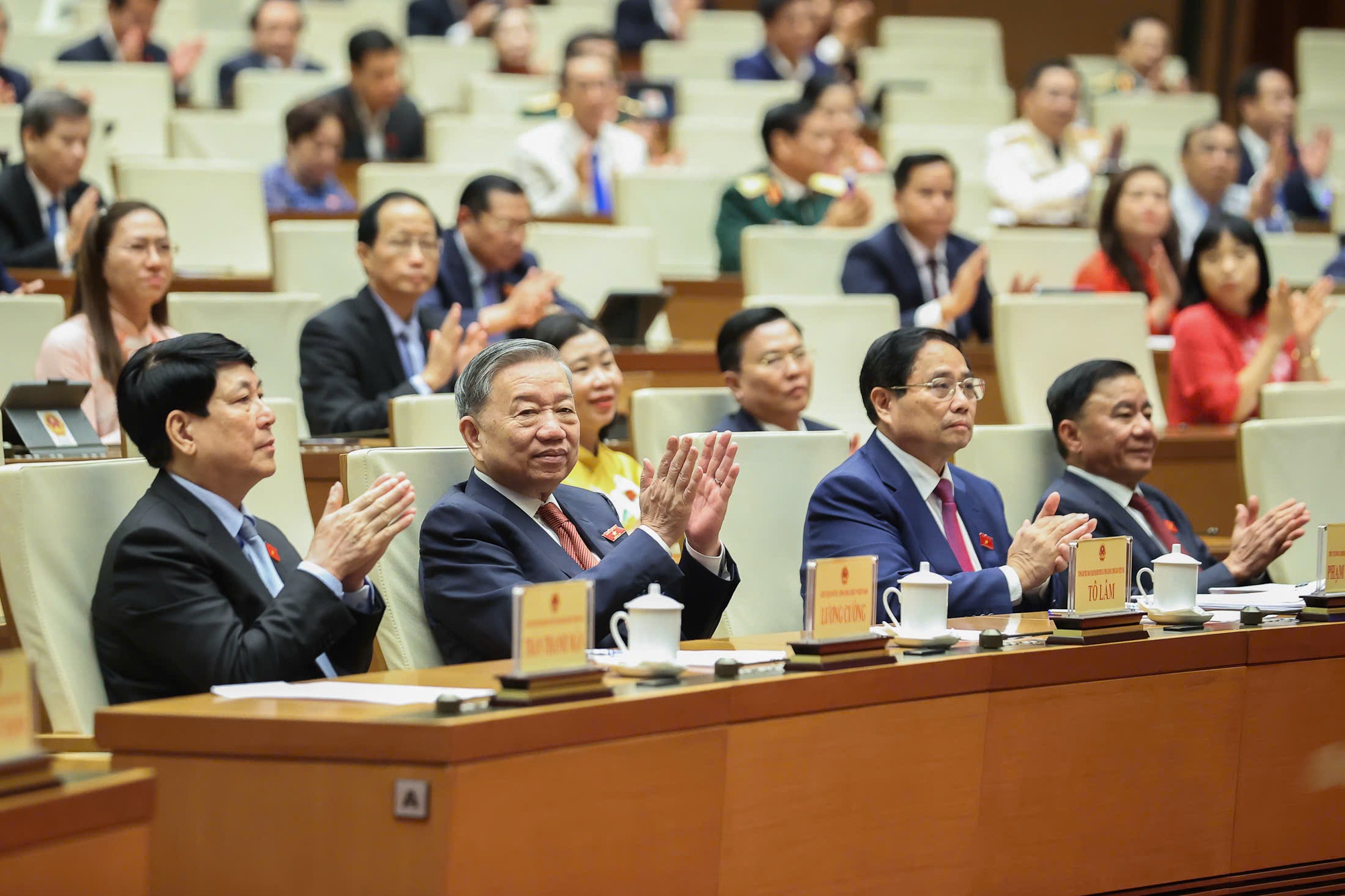 ky-hop-thu-9-quoc-hoi-xem-xet-quyet-dinh-khoi-luong-cong-viec-rat-lon-co-y-nghia-lich-su