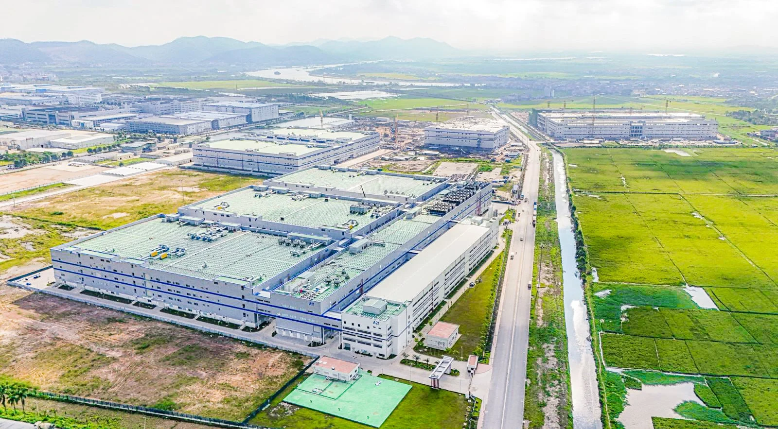 foxconn-bom-them-287-trieu-usd-cho-cong-ty-con-o-bac-ninh