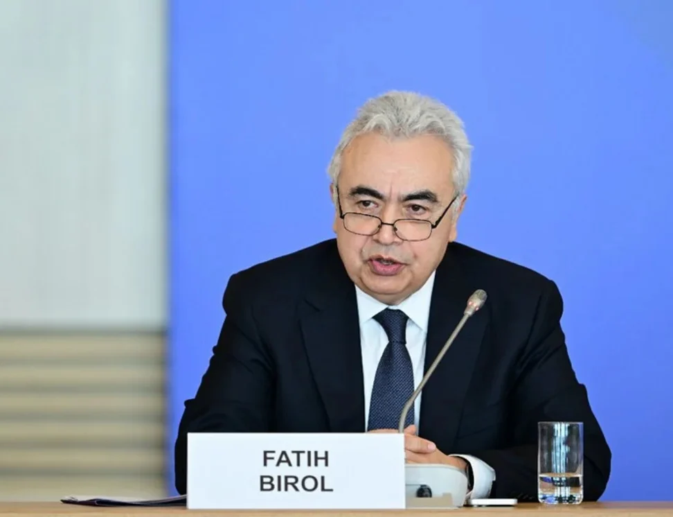 the-gioi-doi-mat-khung-hoang-nang-luong-nghiem-trong-chua-tung-co