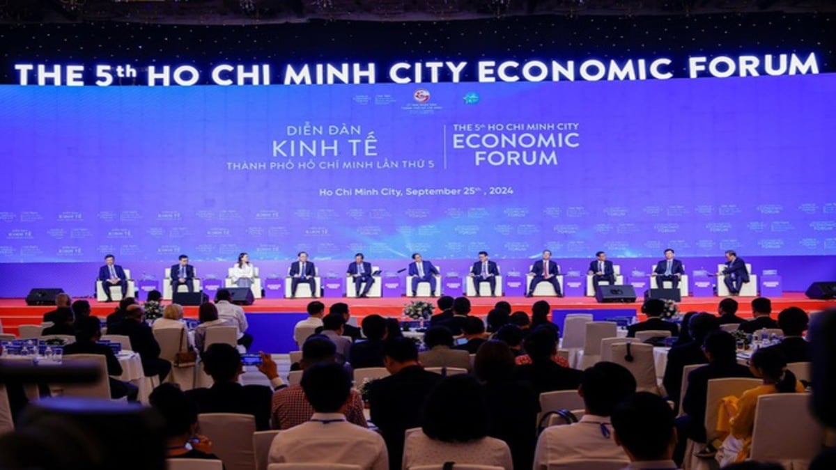 tp-hcm-500-ceo-quoc-te-va-trong-nuoc-du-su-kien-kinh-te-quy-mo-lon-nhat-nam