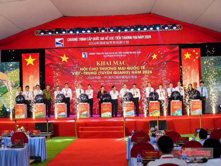 Khai mạc Hội chợ Thương mại quốc tế Việt - Trung năm 2026