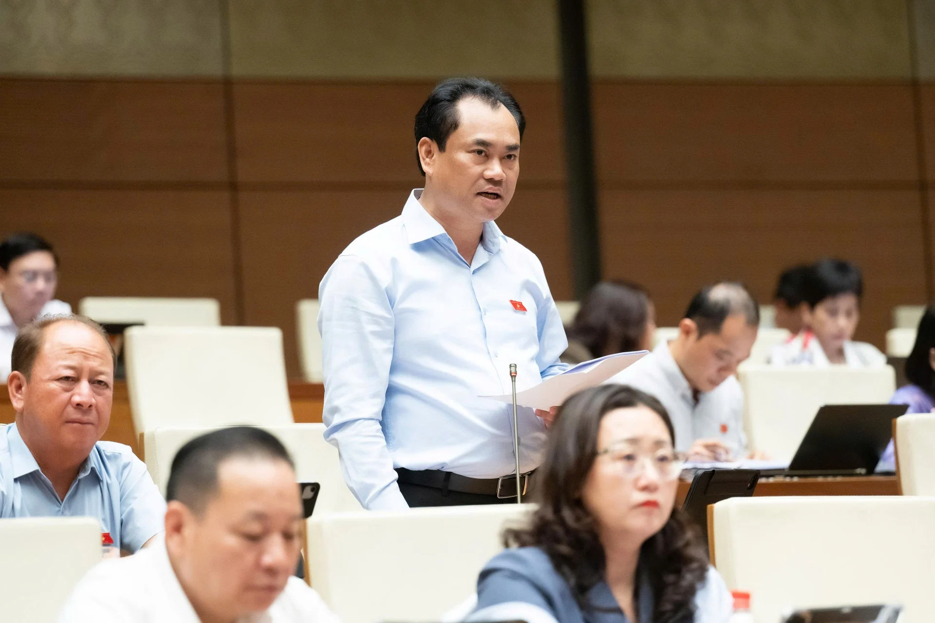 bo-truong-trinh-viet-hung-canh-bao-chuyen-doi-dat-vuot-nguong-gay-lang-phi