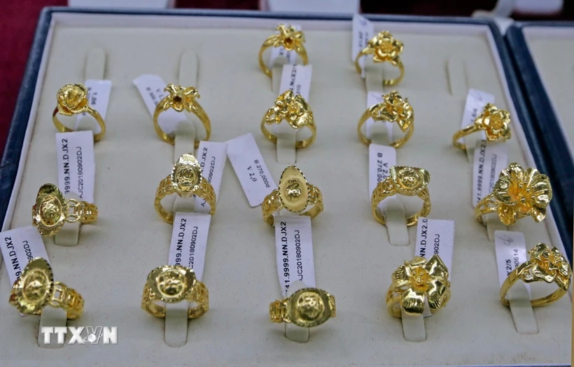 kha-nang-fed-cham-cat-giam-lai-suat-trong-nam-2025-khien-gia-vang-di-xuong