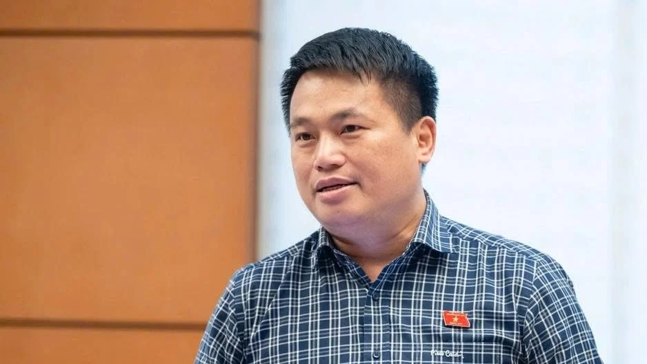 Xây kho dự trữ xăng dầu quốc gia: 'Không thể chờ khát mới bắt đầu đào giếng'