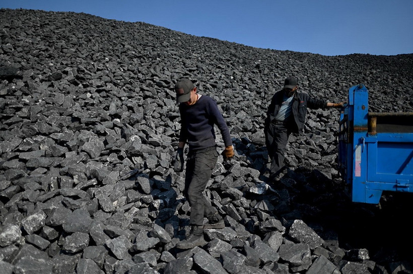 tong-thong-my-tuyen-bo-dat-thoa-thuan-xuat-khau-than-voi-nhieu-nuoc