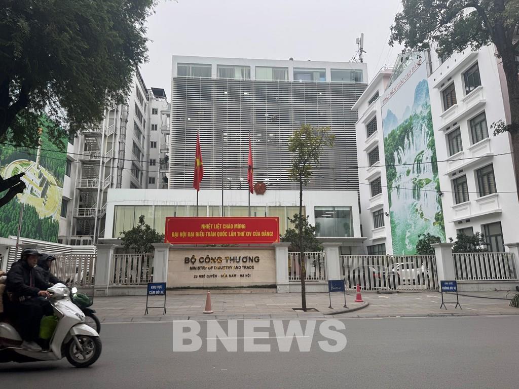 bo-cong-thuong-de-nghi-hiep-hoi-danh-gia-tac-dong-xung-dot-trung-dong-len-xuat-khau