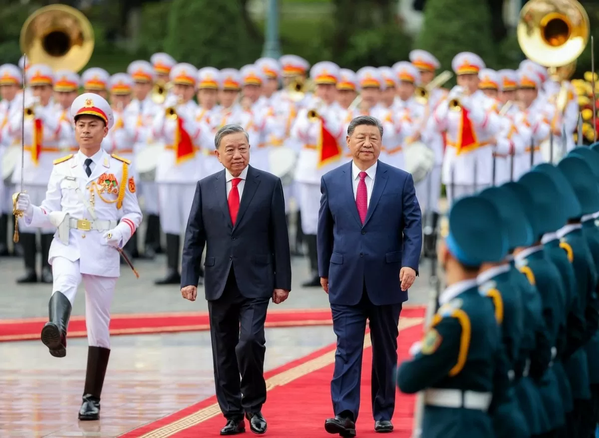 moc-son-dua-quan-he-viet-trung-len-tam-cao-moi