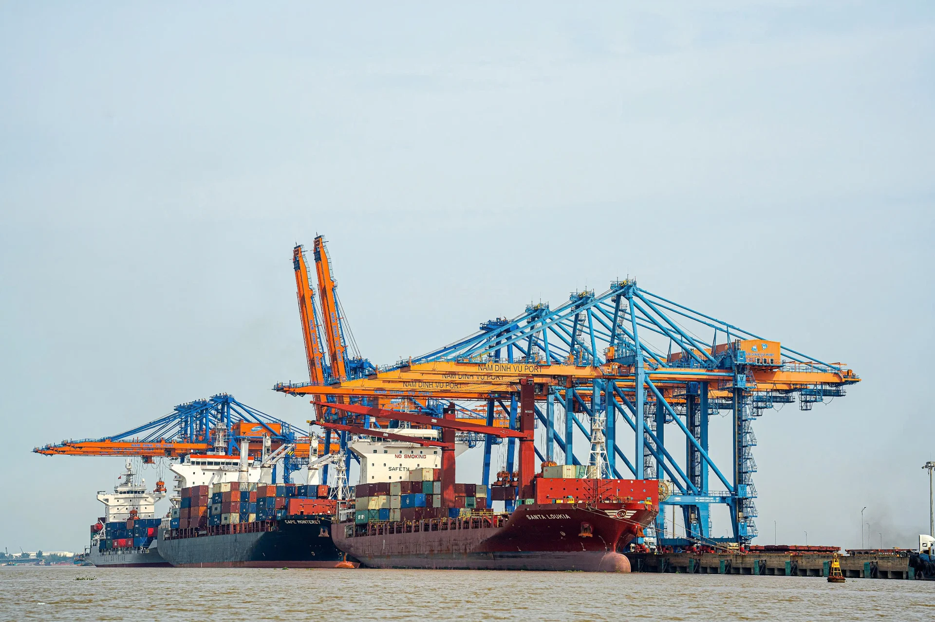 my-hoan-thue-doi-ung-90-ngay-doanh-nghiep-fdi-nin-tho-cho-quyet-dinh-cuoi