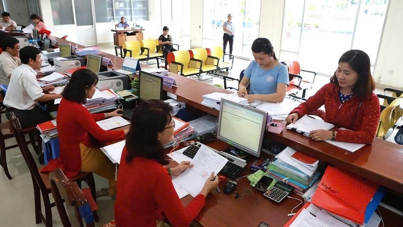 nghi-dinh-347-cat-giam-84-ho-so-chi-thuong-xuyen-va-thanh-toan-trong-ngay