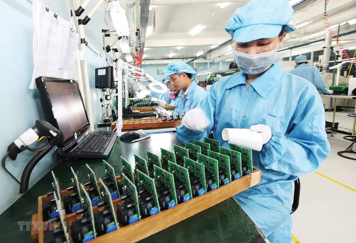 kinh-te-nha-nuoc-ha-noi-tu-thanh-cong-co-phan-hoa-nhung-canh-chim-dau-dan-den-khat-vong-dan-dat-theo-nghi-quyet-79-nqtu