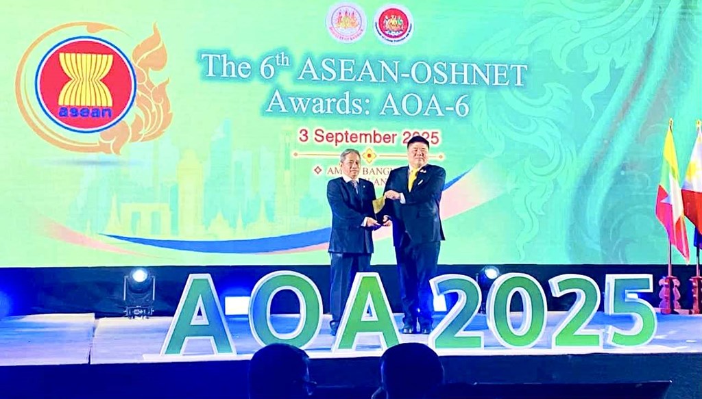 petrolimex-nhan-giai-thuong-asean-oshnet-ve-an-toan-ve-sinh-lao-dong