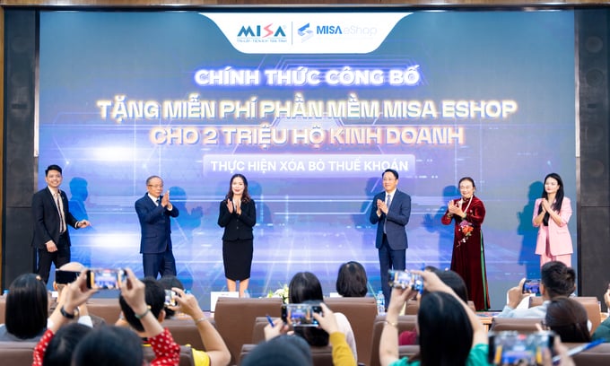 xoa-bo-thue-khoan-tang-mien-phi-phan-mem-cho-2-trieu-ho-kinh-doanh