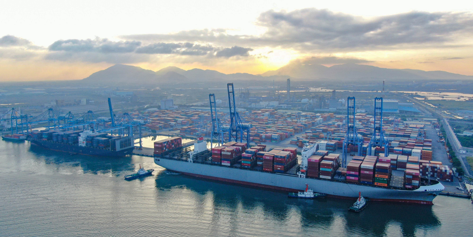 doanh-nghiep-fdi-kiem-bon-tien-tu-nhung-mat-hang-nao-o-viet-nam