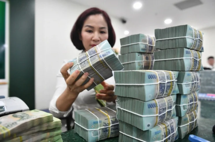 thanh-khoan-ngan-hang-con-nhieu-ap-luc-nhung-con-so-cho-thay-lai-suat-kho-ha-nhiet-nhanh