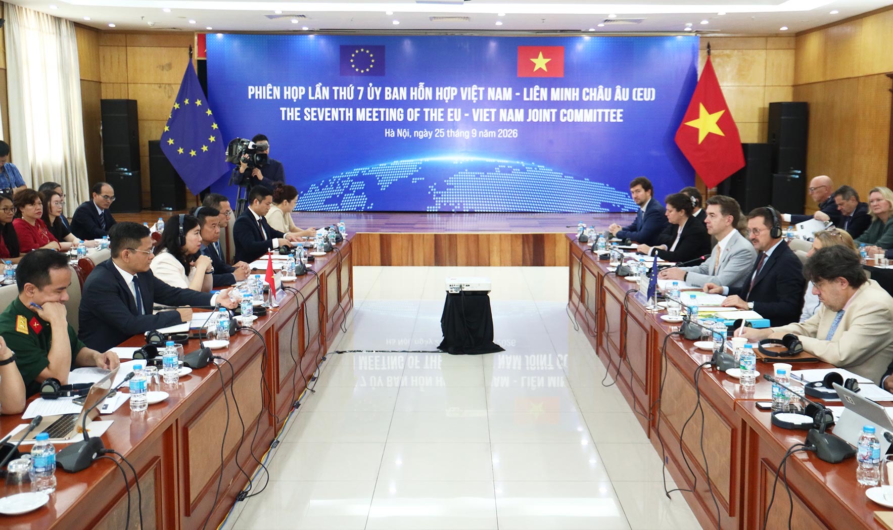viet-nam-va-eu-thong-nhat-mo-rong-hop-tac-trong-nhieu-linh-vuc-trong-tam