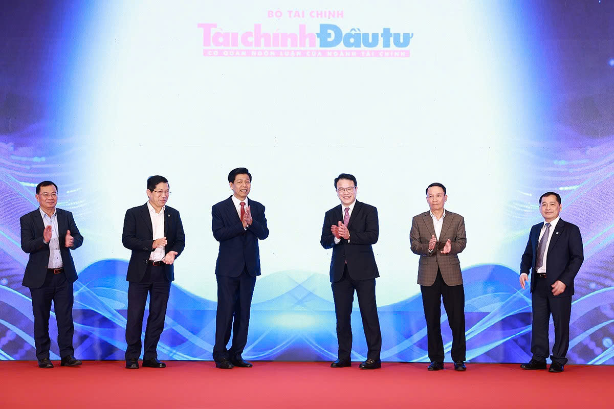 Tai-chinh-Dautu.jpg