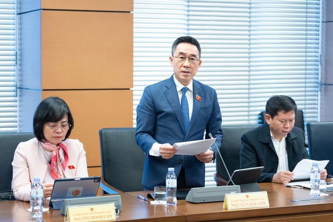 dai-bieu-de-nghi-gan-muc-giam-tru-gia-canh-voi-chuan-ngheo-do-thi-va-cpi