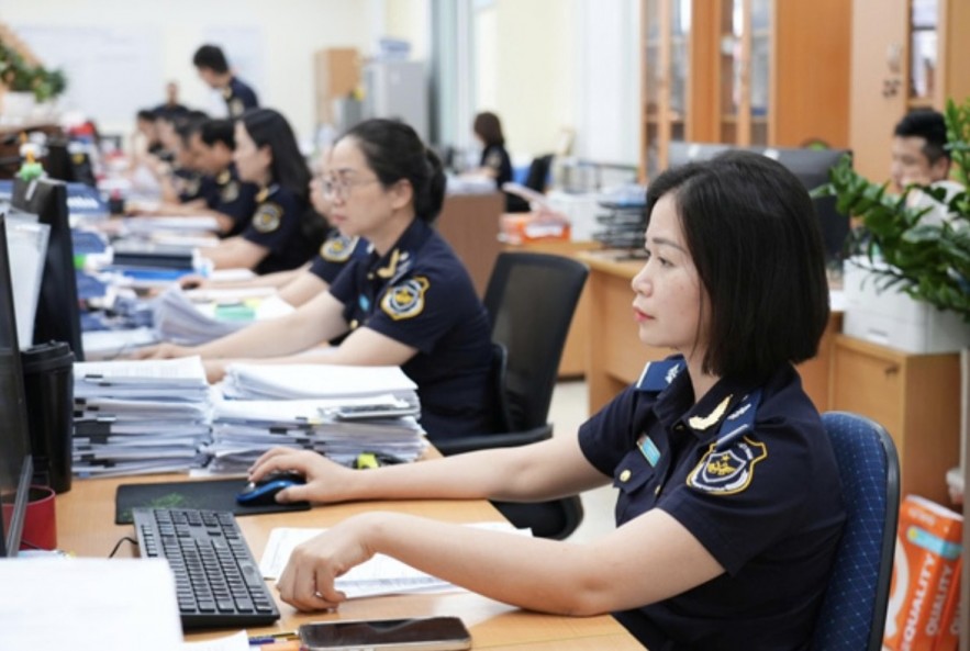 Hải quan hướng dẫn thực thi ngay thủ tục mới theo Nghị quyết số 19/2026/NQ-CP, đưa các chủ trương cải cách vào thực tiễn