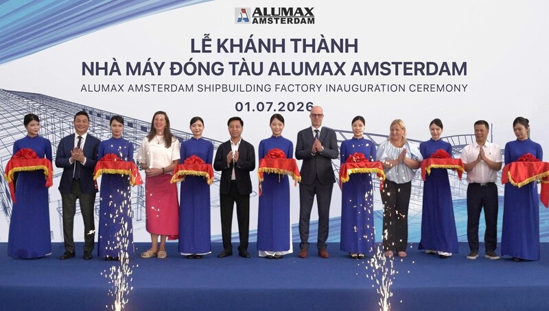 khanh-thanh-nha-may-dong-tau-alumax-amsterdam-tai-viet-nam