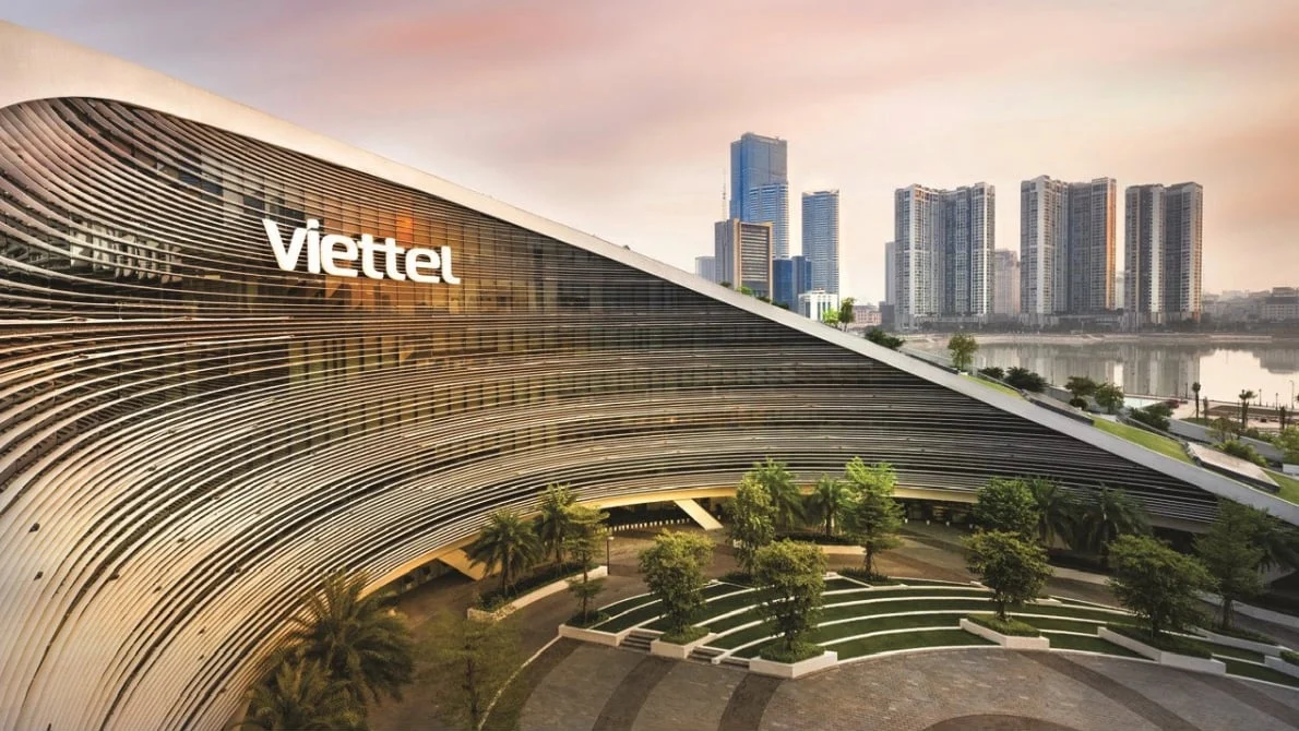 Nhóm cổ phiếu Viettel đồng loạt tăng nóng