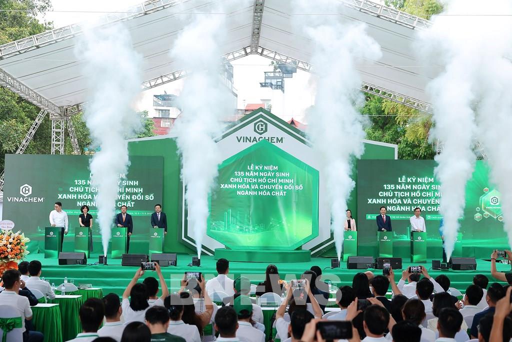 dot-pha-cua-tap-doan-hoa-chat-viet-nam-trong-giai-doan-2020-2025