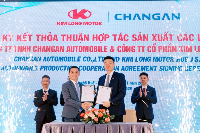 kim-long-motor-bat-tay-voi-changan-automobile-san-xuat-o-to-du-lich