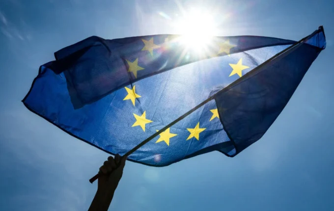 du-bao-tang-truong-kinh-te-cac-nuoc-chau-au-nam-2026