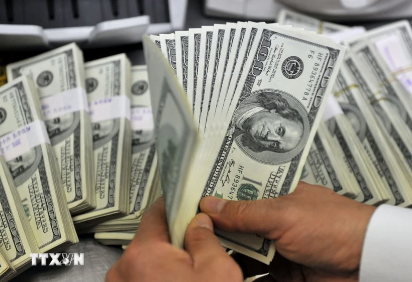 Đồng USD biến động mạnh trong ngày đầu nhiệm kỳ của Tổng thống Trump