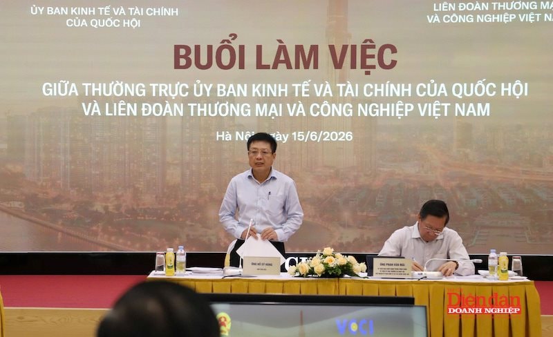 go-nut-that-the-che-de-nang-cao-chat-luong-cho-khu-vuc-tu-nhan