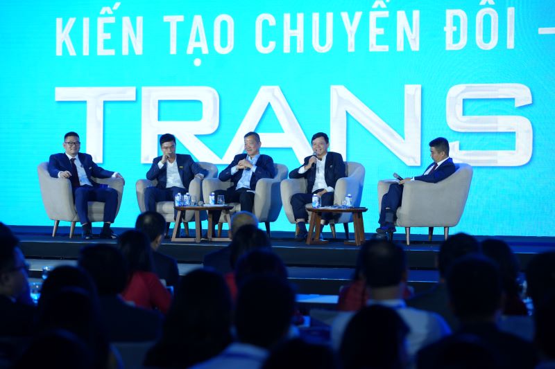 dien-dan-lanh-dao-doanh-nghiep-tre-viet-nam-truoc-khi-song-mai-doanh-nghiep-nho-va-vua-phai-song-duoc