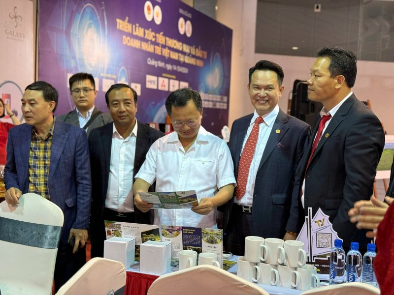 Hội doanh nhân trẻ việt nam (1).jpg