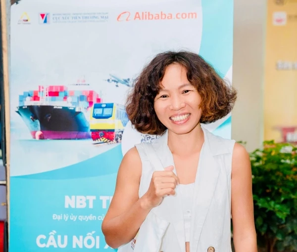 cu-loi-nguoc-dong-sau-don-hang-mat-trang-ty-dong