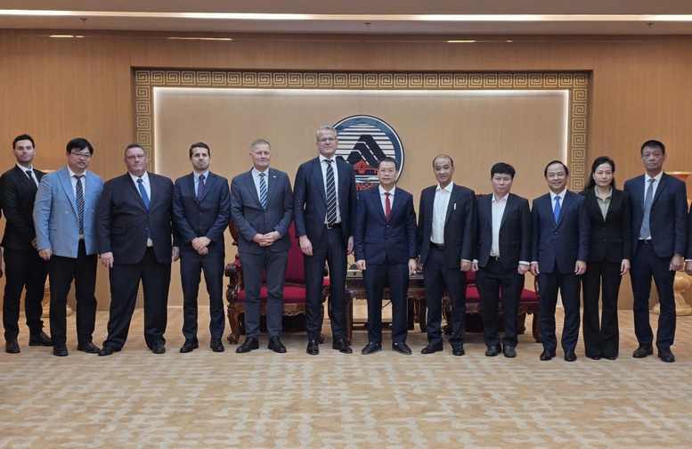 tap-doan-logistics-hang-dau-the-gioi-cam-ket-giup-da-nang-tro-thanh-mot-hub-trung-chuyen-cua-khu-vuc