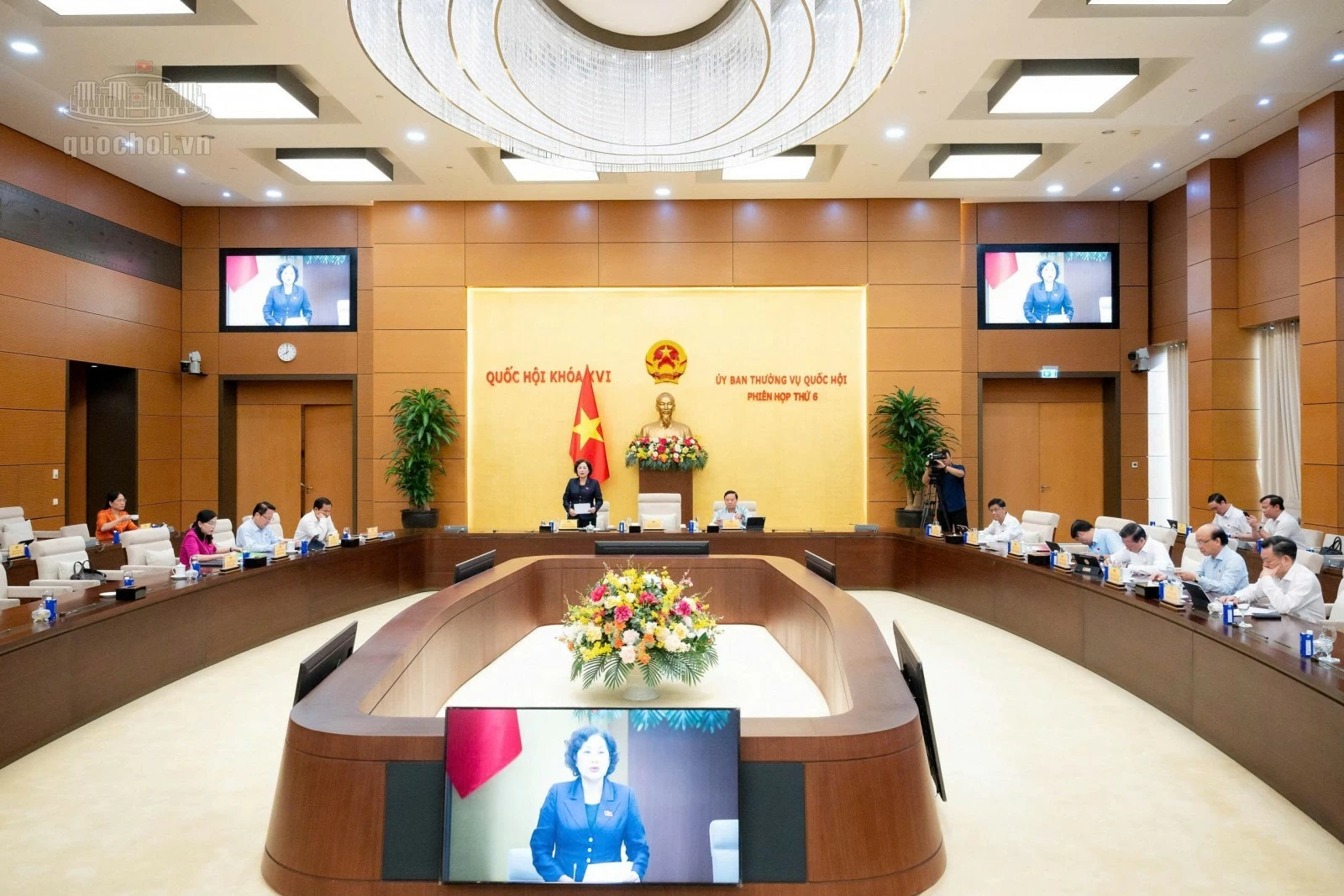 Sửa Luật Đấu thầu: Ưu tiên sản phẩm, tổ chức đấu thầu trong nước