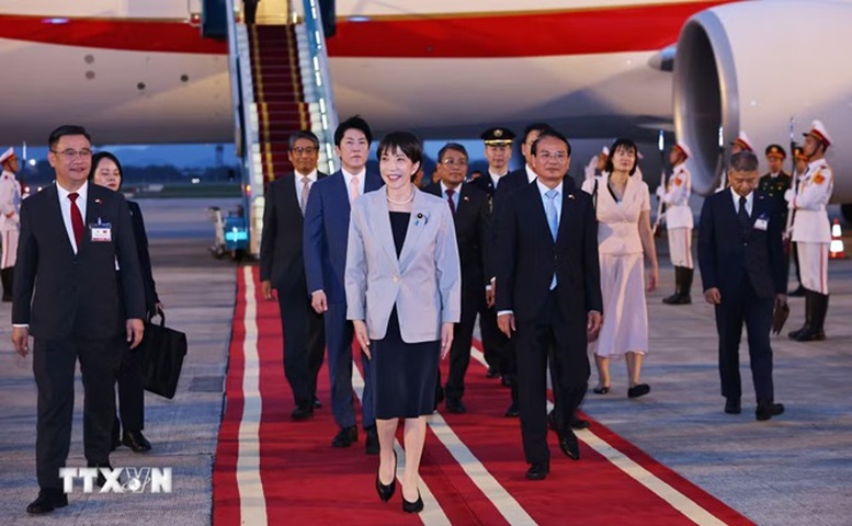 thu-tuong-nhat-ban-takaichi-sanae-den-ha-noi-bat-dau-tham-chinh-thuc-viet-nam