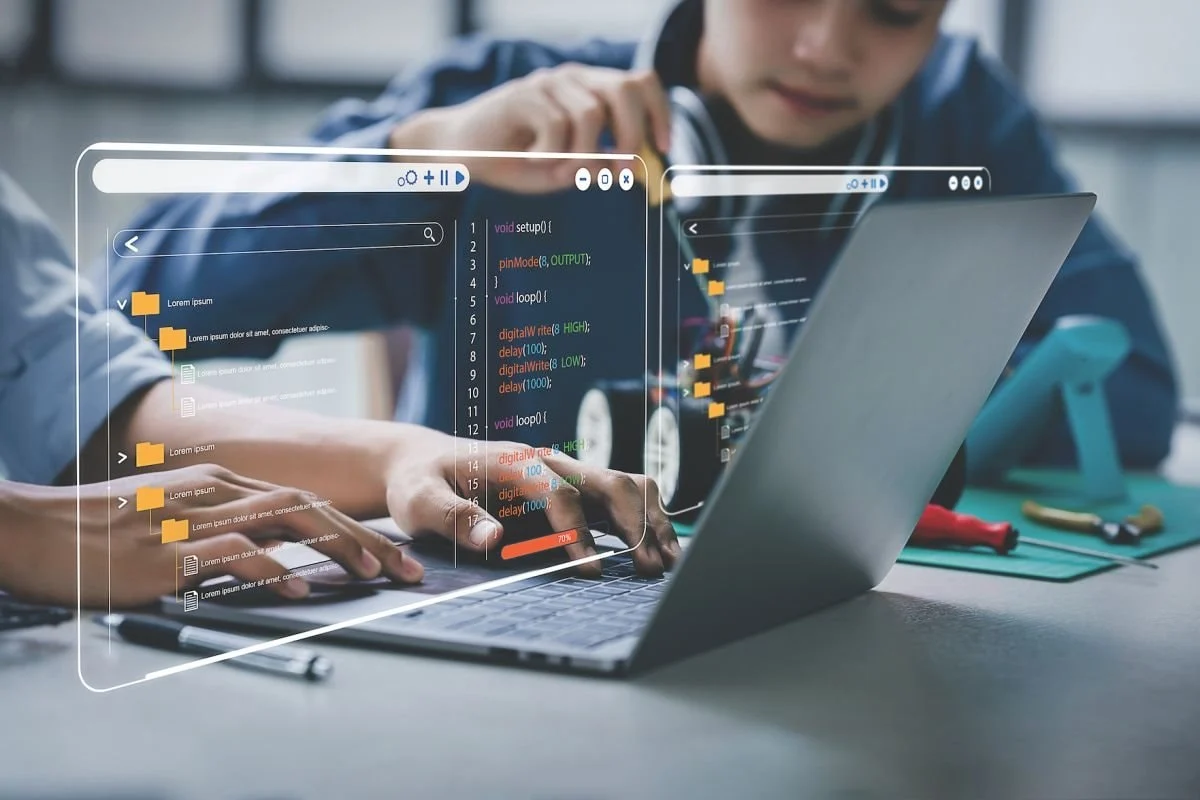 con-khat-nhan-luc-blockchain-moi-ky-su-duoc-17-doanh-nghiep-san-don