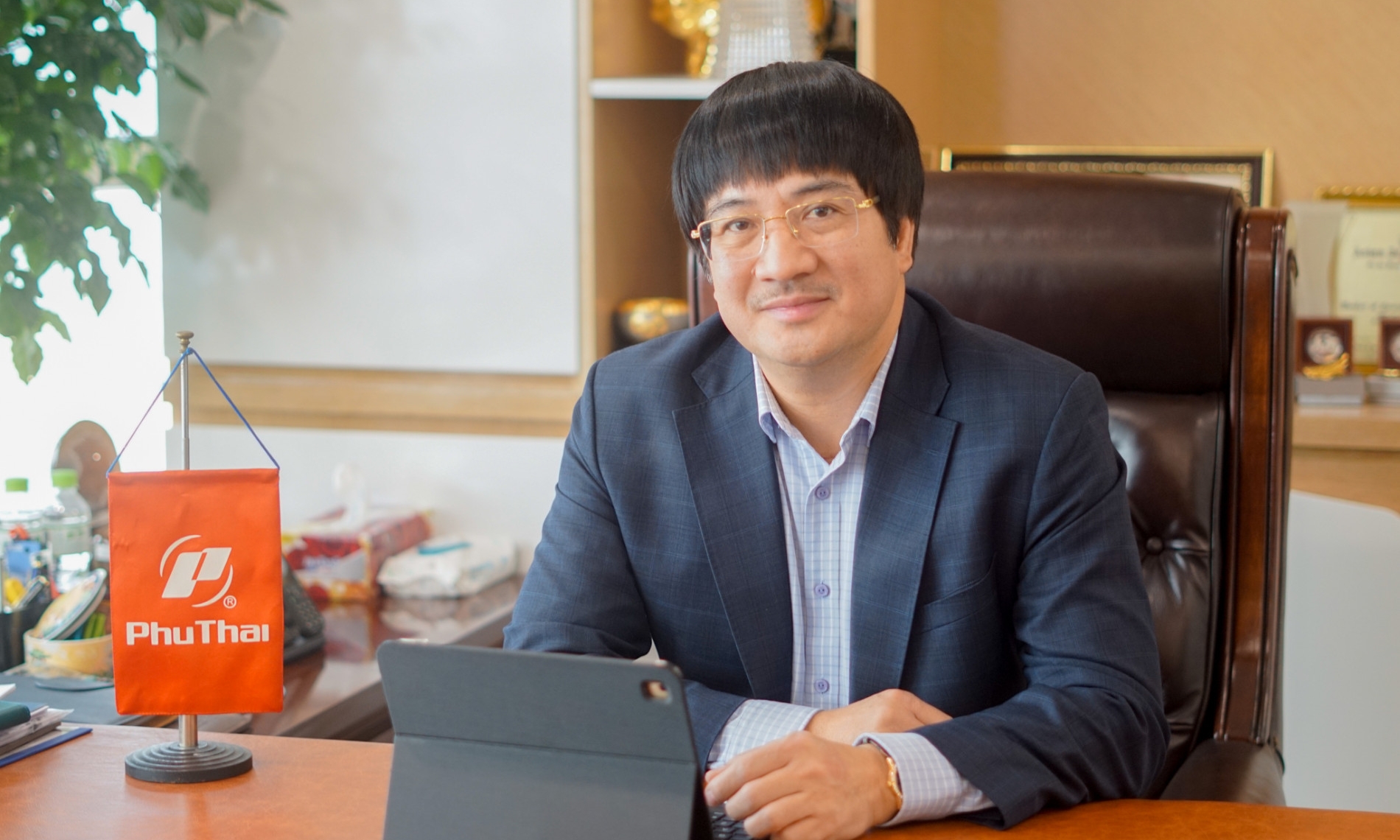 quan-tri-minh-bach-va-chuyen-nghiep-tao-on-dinh-va-ben-vung