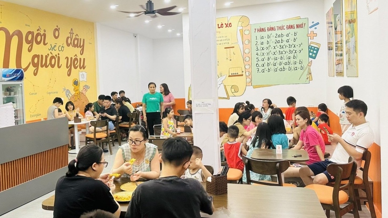 Chi phí tăng và gánh nặng thuế: Năm 2026, làm thuê tốt hơn tự kinh doanh nhỏ?