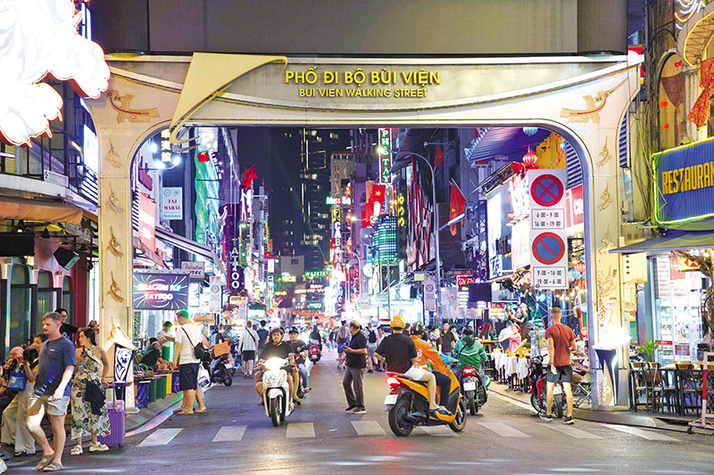 Kinh tế đêm TP.HCM: Động lực tăng trưởng mới cần chiến lược đồng bộ và bản sắc riêng