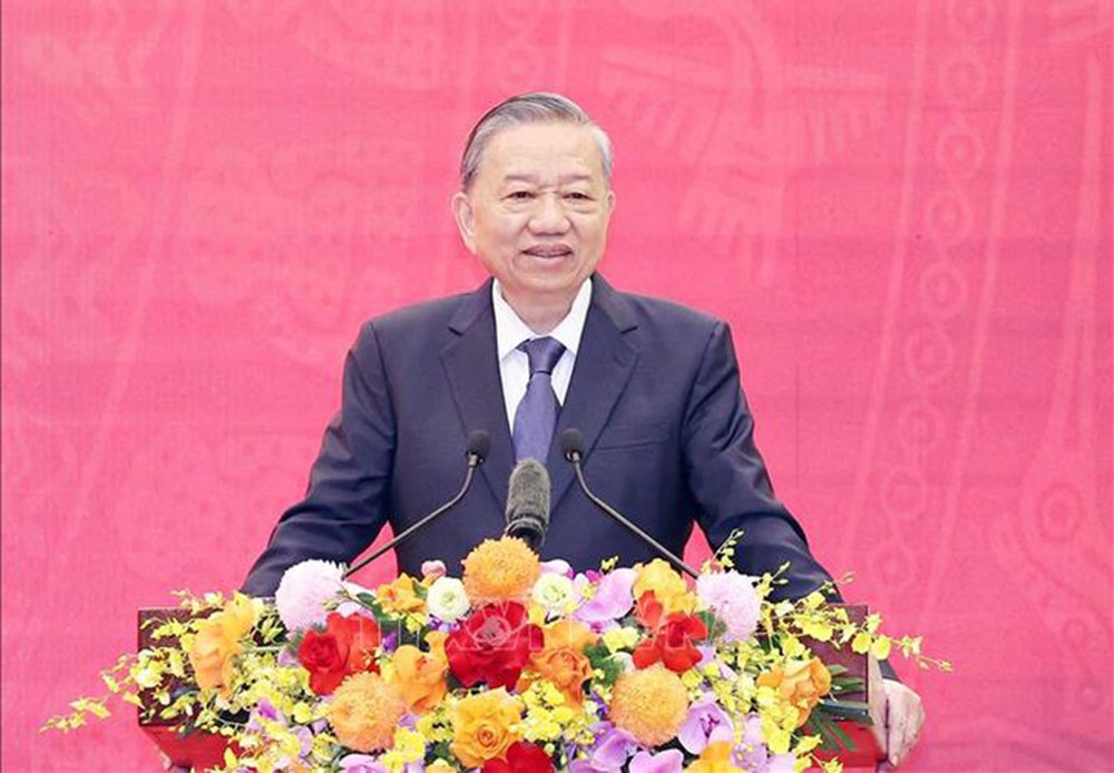 tu-nhan-xet-thang-than-cua-tong-bi-thu-ve-so-lieu-nganh-cong-nghe-so-khong-nen-tu-huyen-hoac-minh